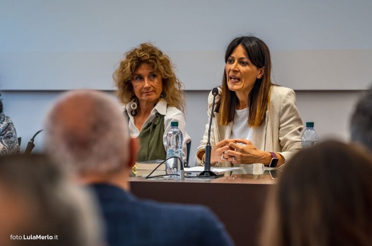 Chiara Gasparini Anna Prouse ospite Uniurb Foto Lula Merlo