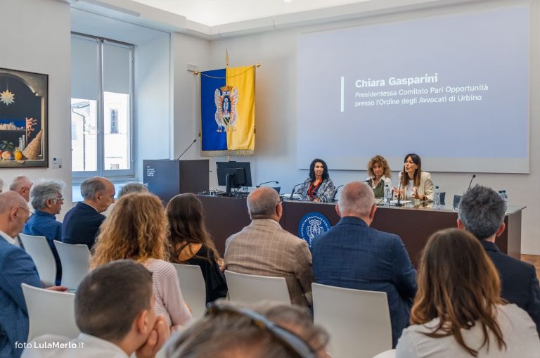 Chiara Gasparini Anna Prouse ospite Uniurb Foto Lula Merlo