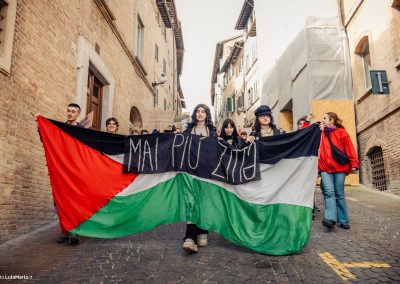 Corteo transfemminista Urbino 8 marzo | Foto Lula Merlo