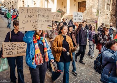 Corteo transfemminista Urbino 8 marzo | Foto Lula Merlo