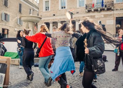 Corteo transfemminista Urbino 8 marzo | Foto Lula Merlo
