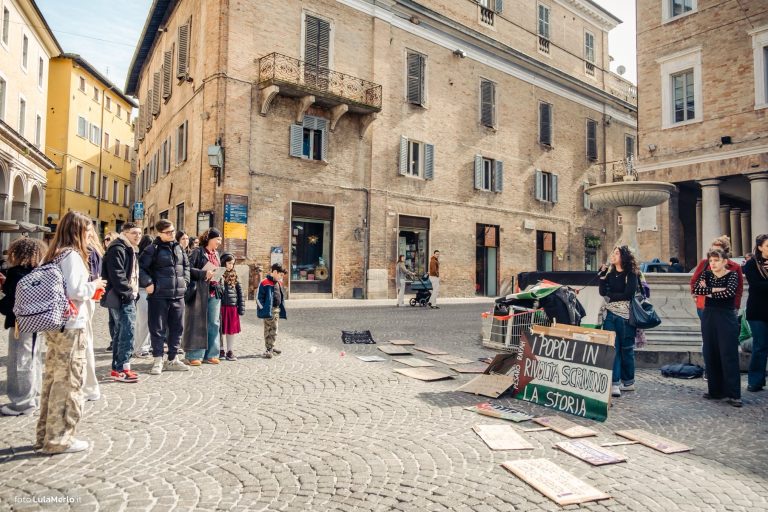 Corteo transfemminista Urbino 8 marzo | Foto Lula Merlo