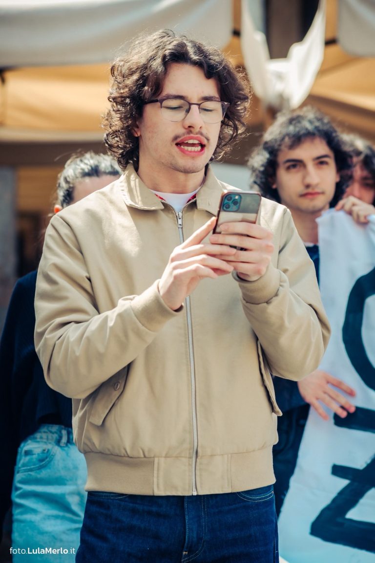 manifestazione udu urbino contro dl sicurezza