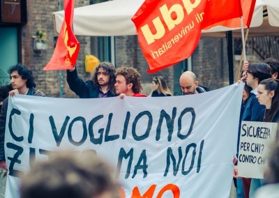 manifestazione udu urbino contro dl sicurezza