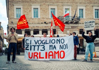 manifestazione udu urbino contro dl sicurezza
