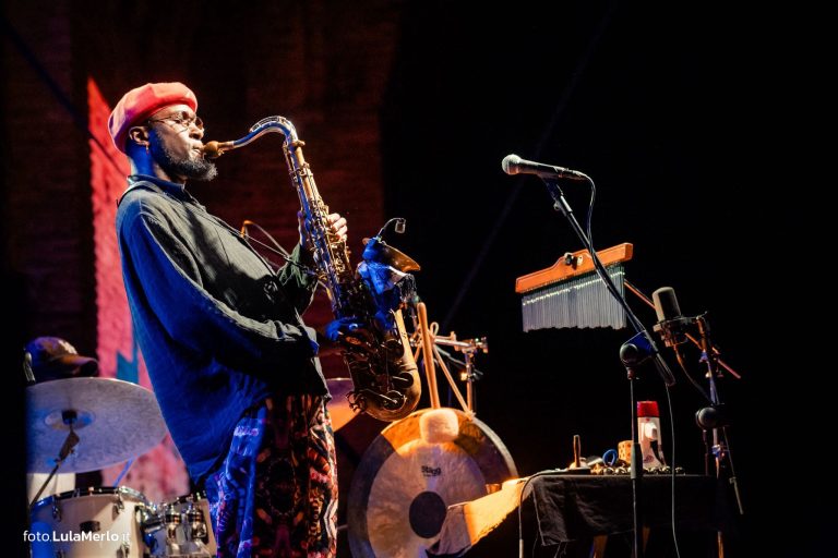 Isaiah Collier Fano Jazz Lula Merlo foto