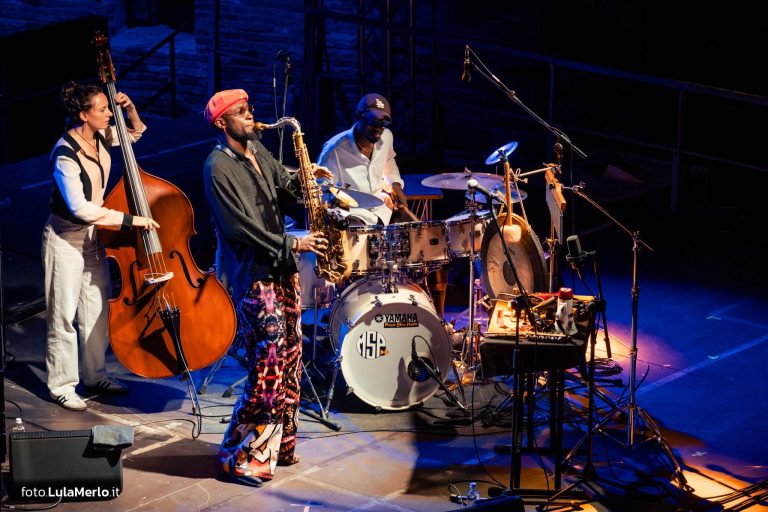Isaiah Collier Fano Jazz Lula Merlo foto
