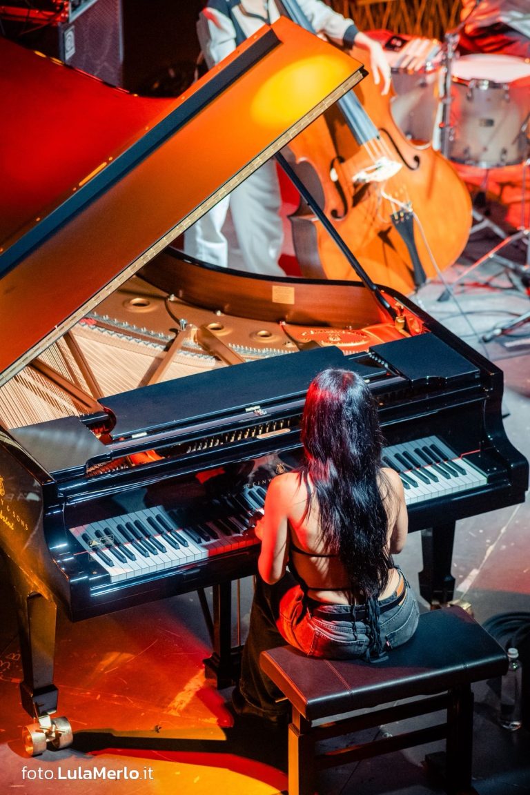 Isaiah Collier Fano Jazz Lula Merlo foto