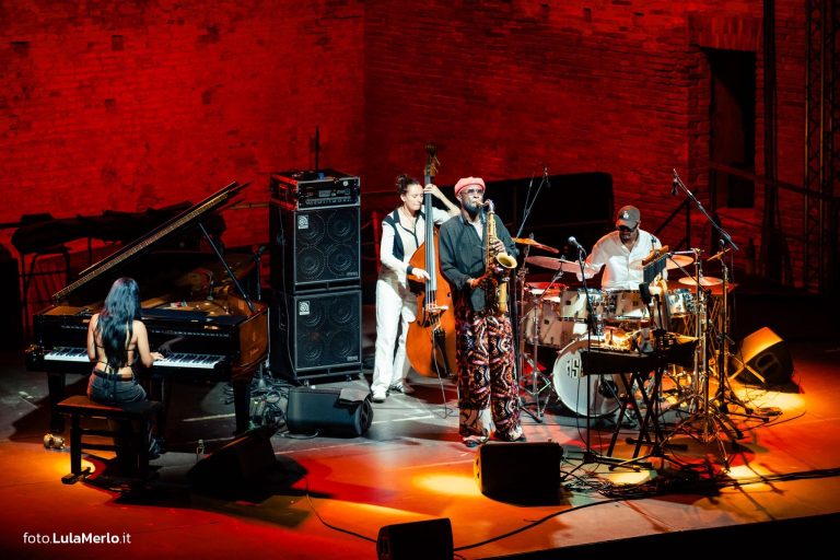 Isaiah Collier Fano Jazz Lula Merlo foto