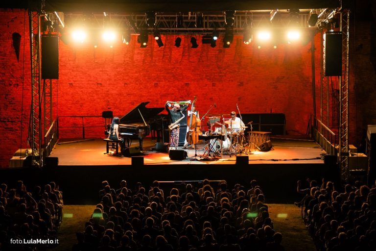 Isaiah Collier Fano Jazz Lula Merlo foto