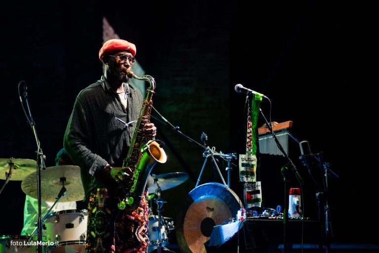 Isaiah Collier Fano Jazz Lula Merlo foto