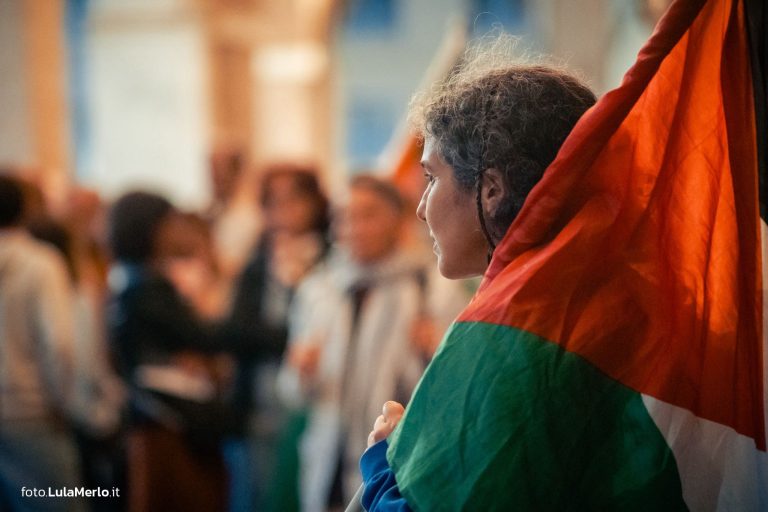 Manifestazione pro-palestina Fano foto Lula Merlo