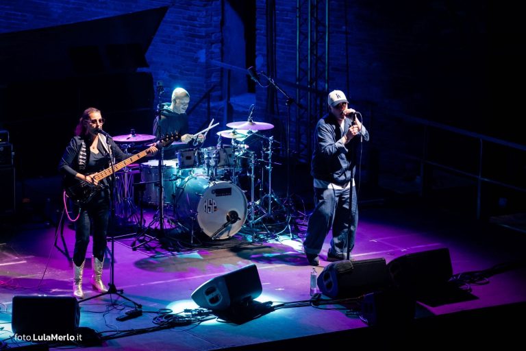 Ida Nielsen bassista live fano jazz, foto Lula Merlo