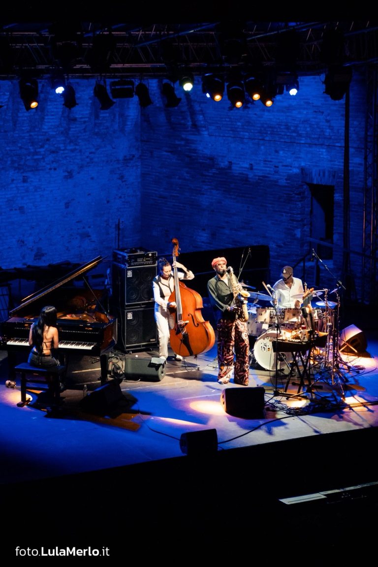 Isaiah Collier Fano Jazz Lula Merlo foto
