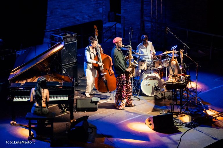 Isaiah Collier Fano Jazz Lula Merlo foto