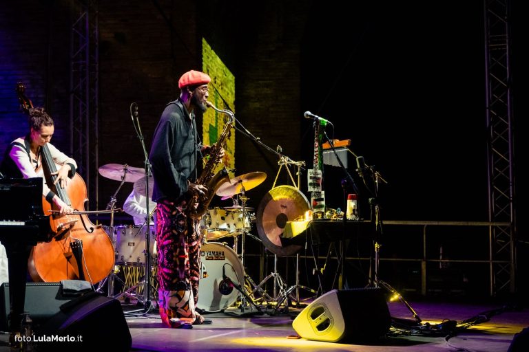Isaiah Collier Fano Jazz Lula Merlo foto
