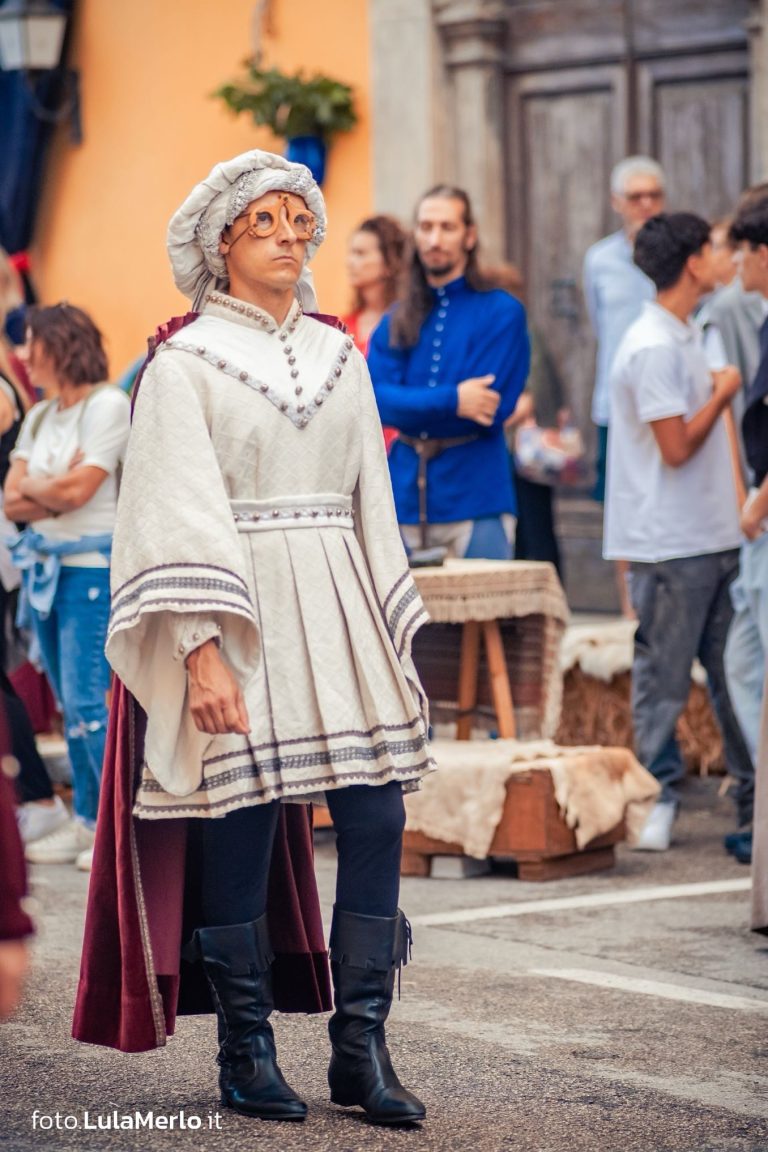 Pergola Medievale corteo storico foto Lula Merlo