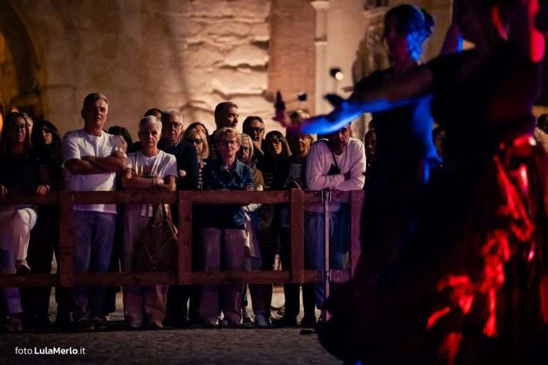 Spettacoli mangiafuoco e danza con fuoco, Malatesta a Fano, foto Lula Merlo