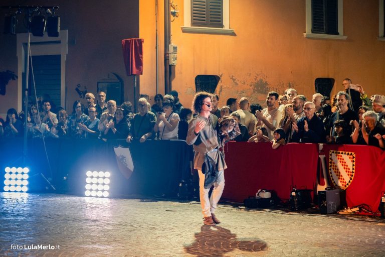Spettacolo falconeria "Le Ali della Terra" foto Lula Merlo
