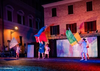 Pandolfaccia sbandieratori spettacolo "Orfeo ed Euridice", foto Lula Merlo