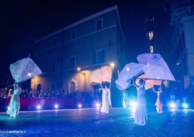 Pandolfaccia sbandieratori spettacolo "Orfeo ed Euridice", foto Lula Merlo