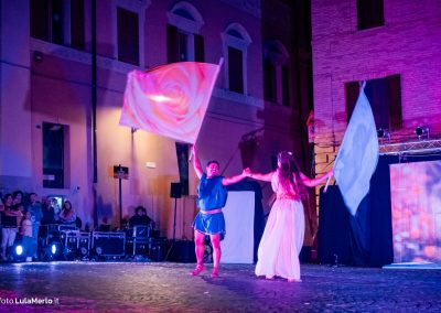 Pandolfaccia sbandieratori spettacolo "Orfeo ed Euridice", foto Lula Merlo