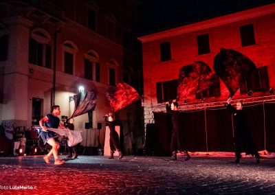 Pandolfaccia sbandieratori spettacolo "Orfeo ed Euridice", foto Lula Merlo