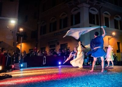 Pandolfaccia sbandieratori spettacolo "Orfeo ed Euridice", foto Lula Merlo
