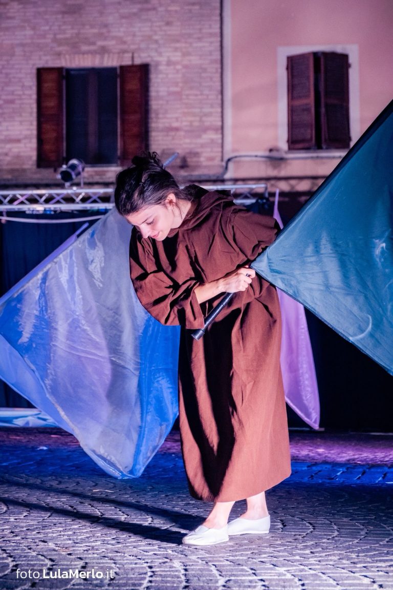 Pandolfaccia sbandieratori spettacolo "Orfeo ed Euridice", foto Lula Merlo