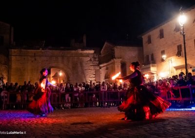 Spettacoli mangiafuoco e danza con fuoco, Malatesta a Fano, foto Lula Merlo