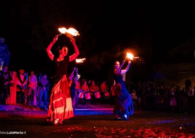 Spettacoli mangiafuoco e danza con fuoco, Malatesta a Fano, foto Lula Merlo