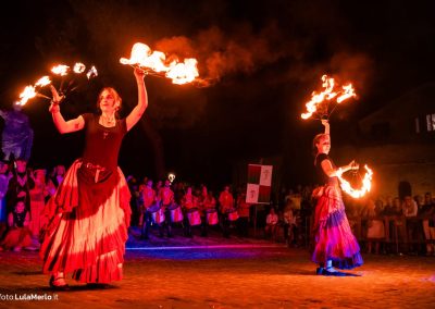 Spettacoli mangiafuoco e danza con fuoco, Malatesta a Fano, foto Lula Merlo