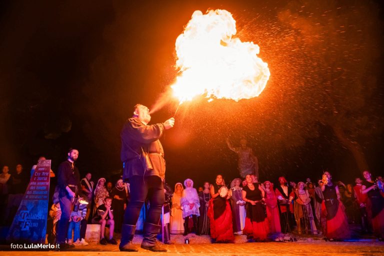Spettacoli mangiafuoco e danza con fuoco, Malatesta a Fano, foto Lula Merlo