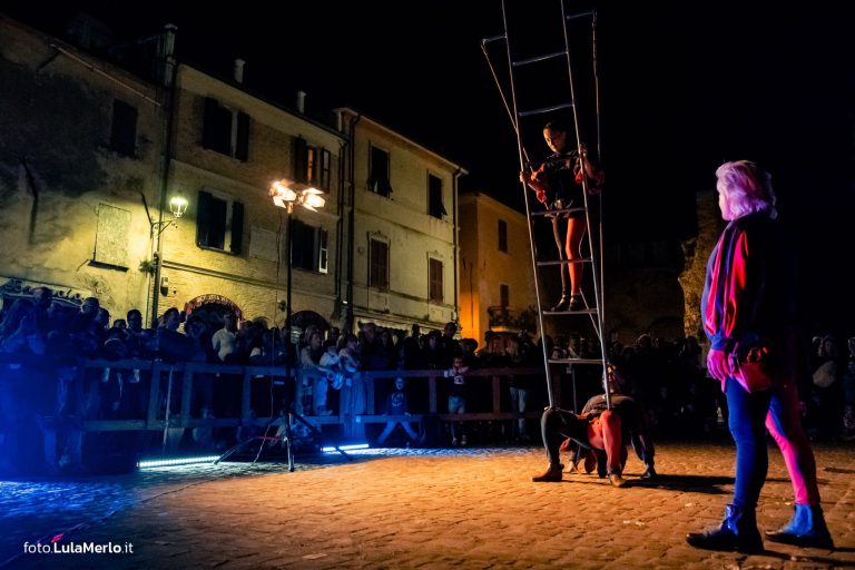 Compagnia Diavoli Rossi rievocazione storica, foto grandi in alta qualità Lula Merlo