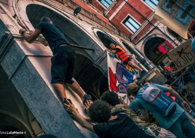 Corteo Venezia contro matrimonio Bezos, foto manifestazione Lula Merlo