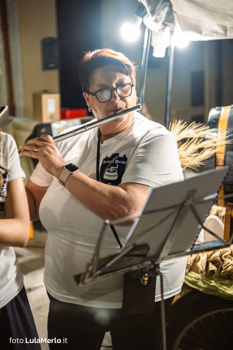 Concerto del gruppo musicale "Mario Tiberini" a Mestieri e Mercanti a San Lorenzo in Campo – foto Lula Merlo