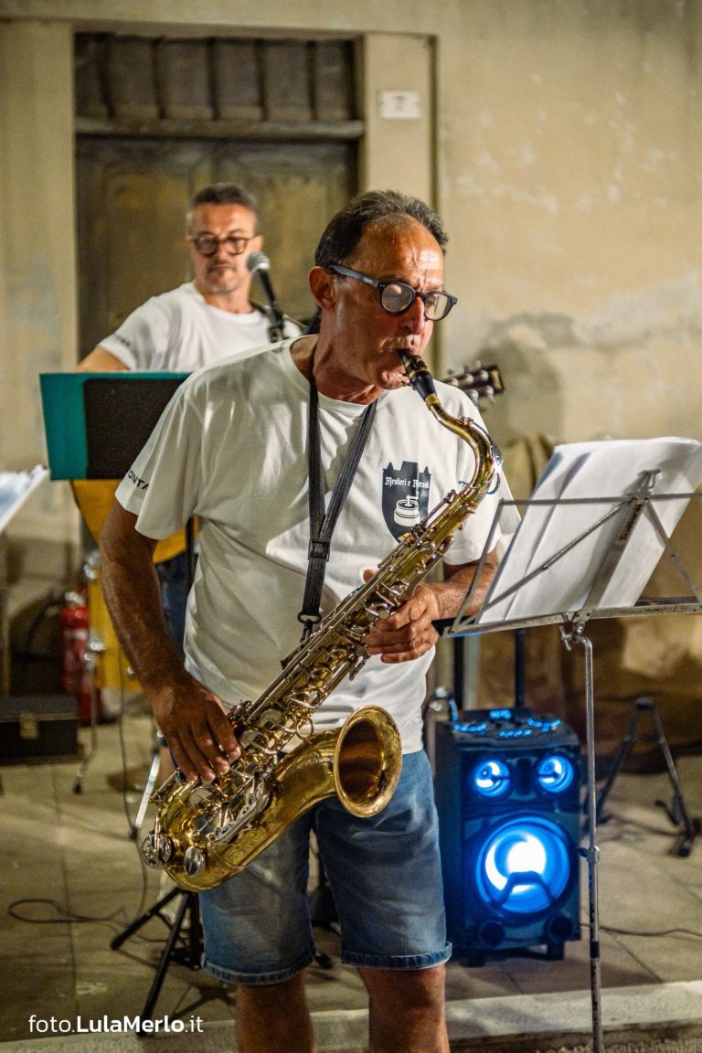 Concerto del gruppo musicale "Mario Tiberini" a Mestieri e Mercanti a San Lorenzo in Campo – foto Lula Merlo