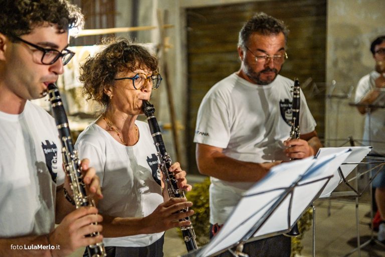 Concerto del gruppo musicale "Mario Tiberini" a Mestieri e Mercanti a San Lorenzo in Campo – foto Lula Merlo