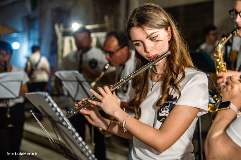 Concerto del gruppo musicale "Mario Tiberini" a Mestieri e Mercanti a San Lorenzo in Campo – foto Lula Merlo