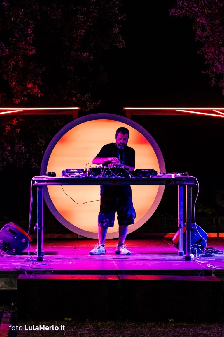 FanoJazz by the Sea 2026, Dj Knuf al Cosmic Journey, foto Lula Merlo