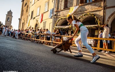 Corteo storico e “Contesa dei Monelli” a Mestieri e Mercanti a San Lorenzo in Campo