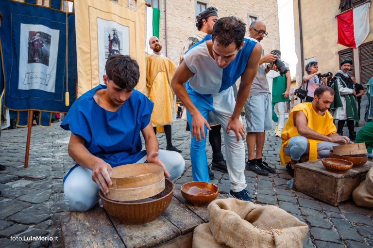 Mestieri e Mercanti a San Lorenzo in Campo – foto Lula Merlo