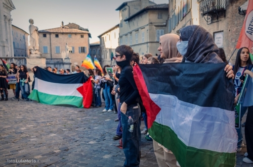 Manifestazione Pro-Palestina a Urbino