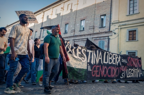Manifestazione Pro-Palestina a Urbino